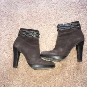 Size 7.5 brown suede booties